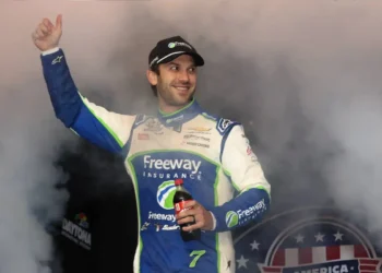 Daniel Suarez defends Chris Gabehart amid legal storm: respect shines through chaos at JGR