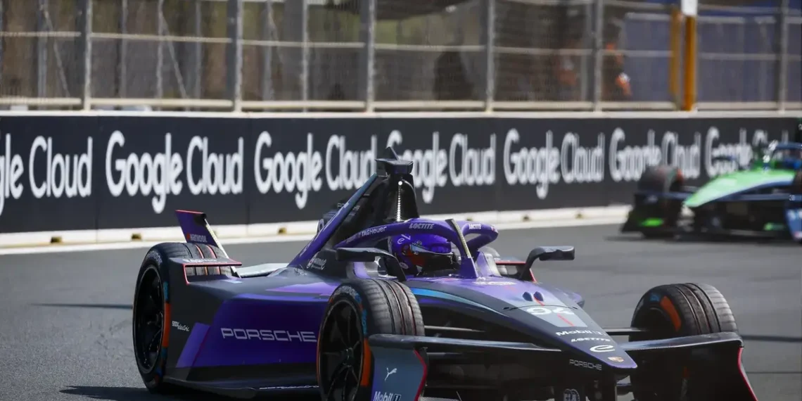 Porsche’s shocking drop in Jeddah sparks chaos as Pascal Wehrlein confronts unexpected challenges