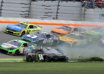 Connor Zilisch’s shocking blunder ignites chaos in 9-car wreck at Daytona 500