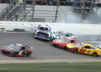 Chase Elliott’s heart-wrenching Daytona 500 crash: humor hides the pain of last-lap heartbreak