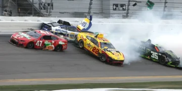Riley Herbst battles chaos at Daytona 500: a wild finish that defines his drive