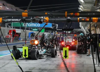 F1 2026 start procedure sparks explosive controversy: will safety concerns reshape racing?