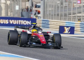 Lewis Hamilton’s explosive start sparks Ferrari F1 2026 advantage debate: a game changer?