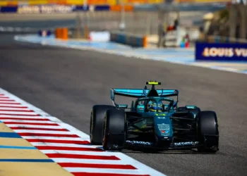 Aston Martin’s nightmare deepens as Fernando Alonso suffers shocking on-track failure in Bahrain