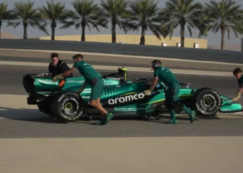 Aston Martin faces disaster in garage: Honda engine parts shortage stalls pre-season testing