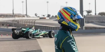 Aston Martin faces crushing despair as Alonso stranded and Newey’s nightmare begins in F1 testing