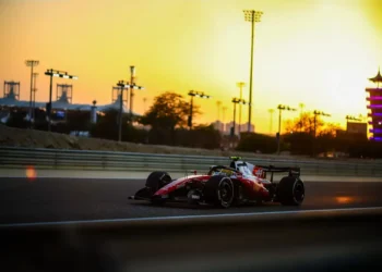 Ferrari dominates Bahrain F1 tests as Aston Martin faces catastrophic crisis and delays