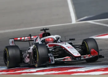 Haas defies Ferrari’s daring rear wing gamble: the shocking truth behind their bold choice