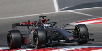 Audi revolutionizes F1 aerodynamics with daring Alpine-inspired rear wing for 2026 season