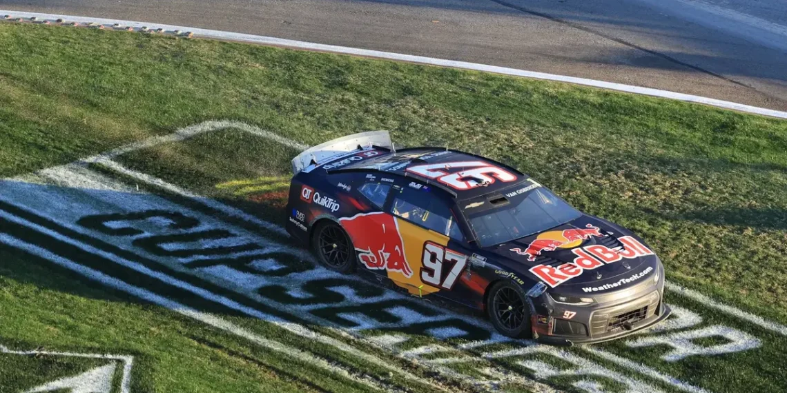 Shane van Gisbergen defies odds with stunning sixth-place finish at NASCAR Cup showdown