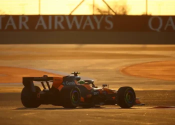 McLaren warns of fierce battle ahead: Australian GP presents daunting challenges for drivers