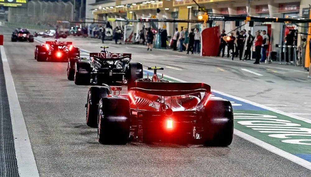 Formula 1 Bahrain tests ignite fierce competition: teams brace for radical tire changes!