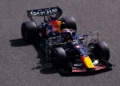 F1 testing ignites in Bahrain: Max Verstappen and Oscar Piastri battle for supremacy!