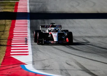 Haas unleashes revolutionary VF-26 at Barcelona shakedown: a game-changing debut for 2026!