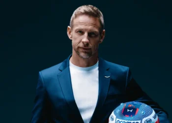 Jenson Button makes electrifying switch to Aston Martin: a new era begins in F1