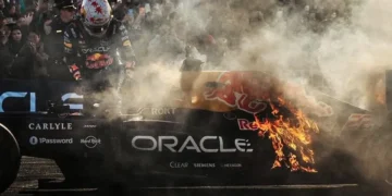 VIDEO – Yuki Tsunoda’s shocking return to F1 erupts in flames: Red Bull car catches fire in chaos