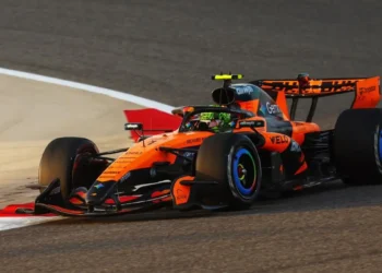 Lando Norris shocks F1 world with blistering Bahrain test times: Max Verstappen close behind