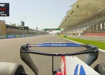 VIDEO – Lewis Hamilton’s shocking Bahrain F1 testing drama: Ferrari’s secret weapon backfires spectacularly