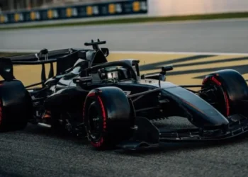 Aston Martin’s thrilling 2026 F1 journey: will they rise to glory or fall behind?