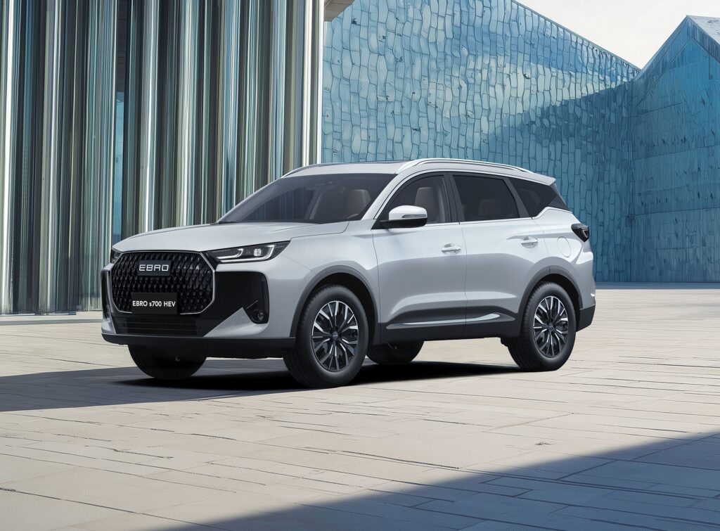 Ebro S700 HEV inicia produção