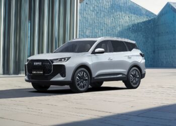 Ebro S700 HEV inicia produção