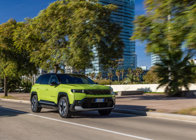 Jeep Compass e-Hybrid Plug-In já em Portugal desde €48 000