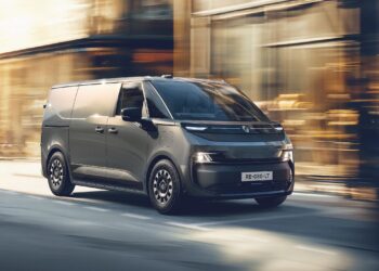 Grupo Renault assume controlo da Flexis