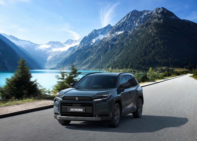 Novo Suzuki Across mais uma vez “gémeo” do Toyota RAV4