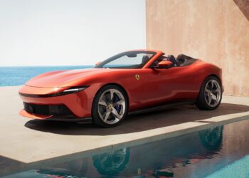 Prazer a céu aberto: Ferrari Amalfi Spider revelado