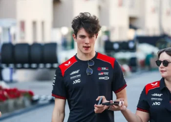 Ollie Bearman chases Ferrari F1 dream: will he replace Hamilton in the iconic red suit?