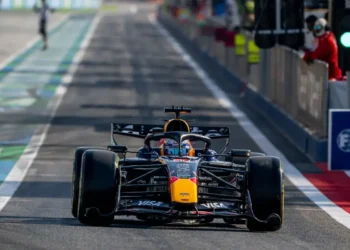 Max Verstappen’s fierce Melbourne showdown: will criticism fade when the lights go out?