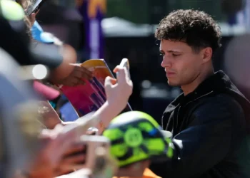 Lando Norris reveals bold strategy to defend title at Australian Grand Prix: the race begins!