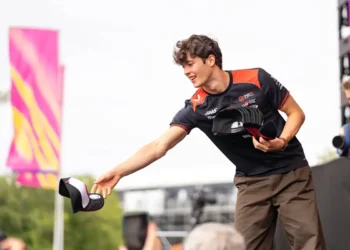 Oliver Bearman faces devastating crossroads with Haas F1: “You’ll be packing your bags”