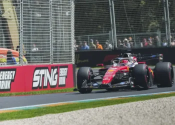 Ferrari’s Charles Leclerc delivers jaw-dropping performance, dominating 2026 F1 Australian GP FP1!