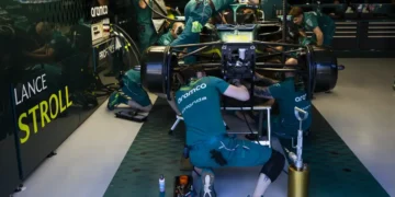 Aston Martin faces disaster at Australian GP: no spare batteries for Honda power unit