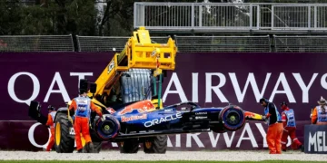 Max Verstappen’s shocking crash at Australian GP qualifying sends shockwaves through Formula 1