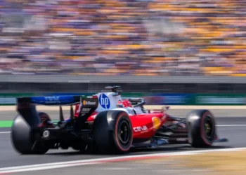 Charles Leclerc’s stunning frustration surfaces: 10 km/h gap to Hamilton revealed in telemetry