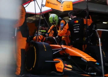 Lando Norris reveals painful truth about McLaren’s struggles in 2026: a team under pressure