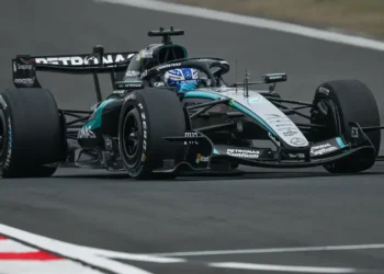 George Russell leads fierce battle at Japanese GP: will Suzuka shake up the championship?