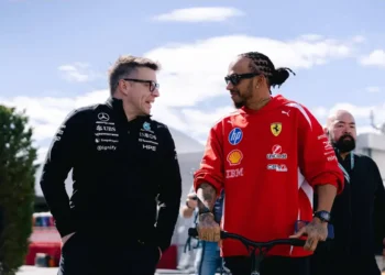 Ferrari’s Lewis Hamilton in the Spotlight: «Mercedes Still Has the Upper Hand, but Hope is Alive!»