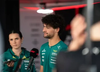 Jak Crawford reveals alarming Aston Martin AMR26 vibrations: a driver’s struggle for stability