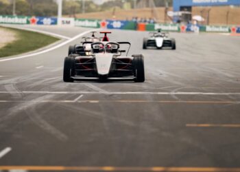 Emma Felbermayr claims stunning victory at F1 Academy China opener: a new champion emerges