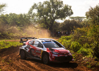 Sébastien Ogier surges back into contention at Safari Rally: can he claim a third victory?
