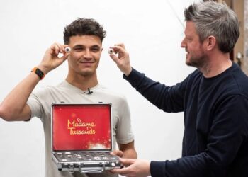 Lando Norris joins Lewis Hamilton in historic Madame Tussauds honor: a thrilling tribute