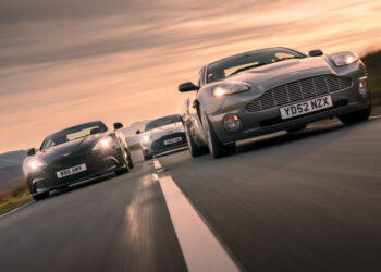Aston Martin celebra 25 anos do Vanquish, o nome que passou a definir o topo da performance da marca