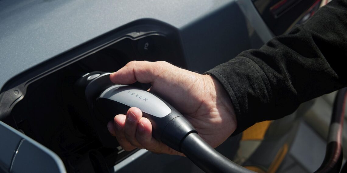 Estudo britânico enaltece longevidade das baterias dos automóveis elétricos