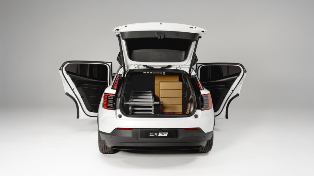 Novo Volvo EX30 Cargo: versão comercial apenas para o Reino Unido