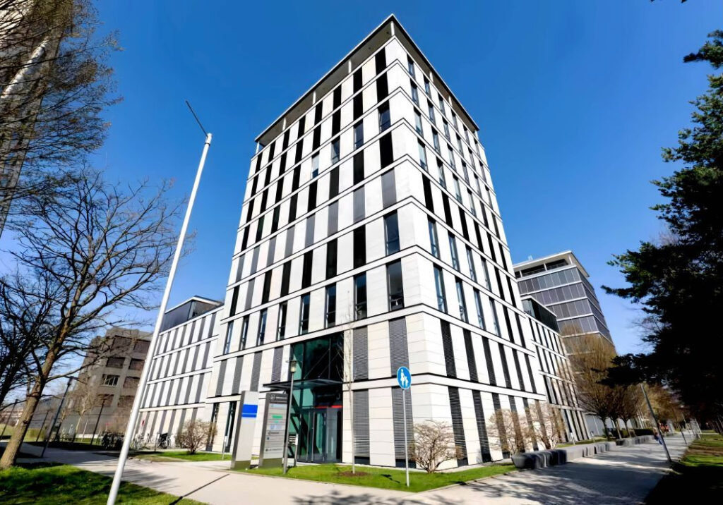 Leapmotor inaugura Centro de Inovação na Europa