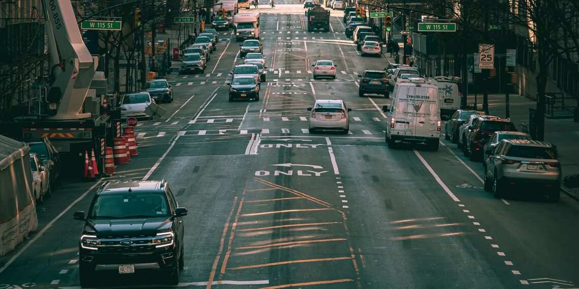 EUA acabam com limites às emissões poluentes dos automóveis