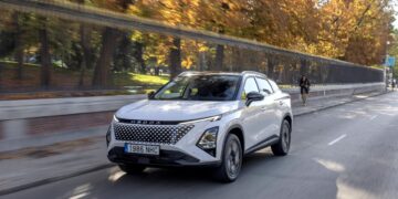 Omoda 5 SHS-H já em Portugal desde €29 990